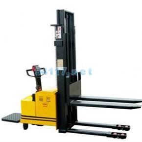CDD10 1T-1.6M堆高車載重1噸，提升1.6米