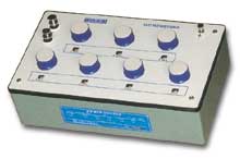 直流電阻箱(六組開(kāi)關(guān))ZX83A